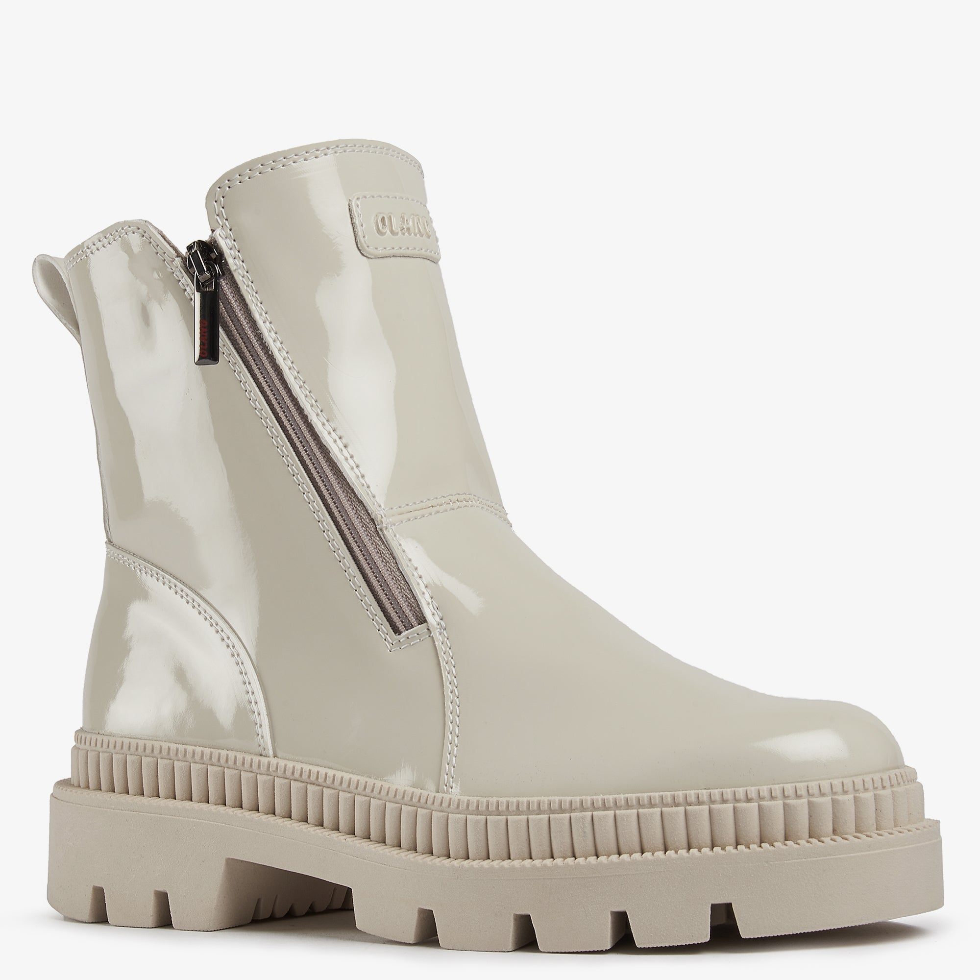 PALACE_vanilla-1_web.jpg
